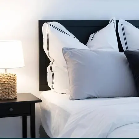 Stylish 2-bedroom *
